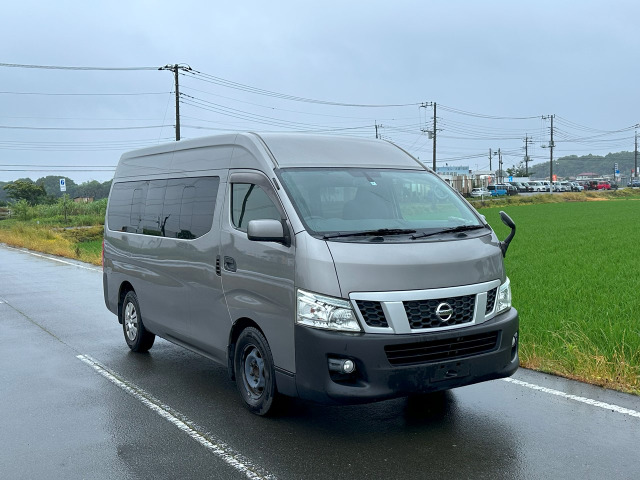 日産 NV350キャラバンマイクロバス 