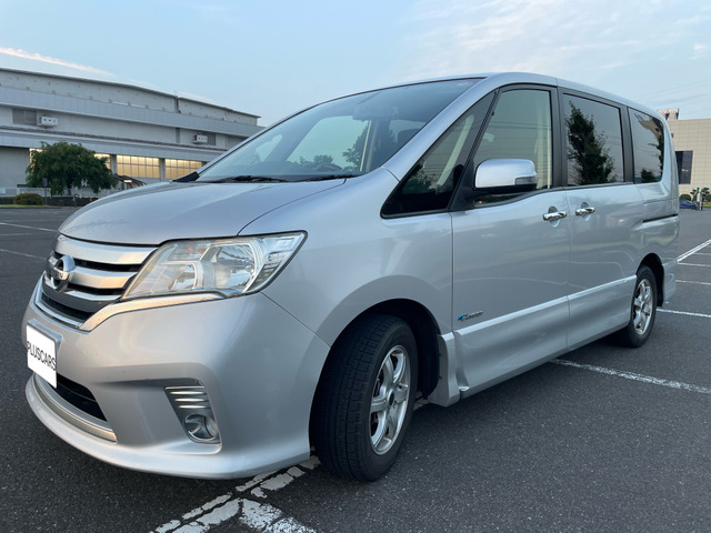 日産 セレナ 