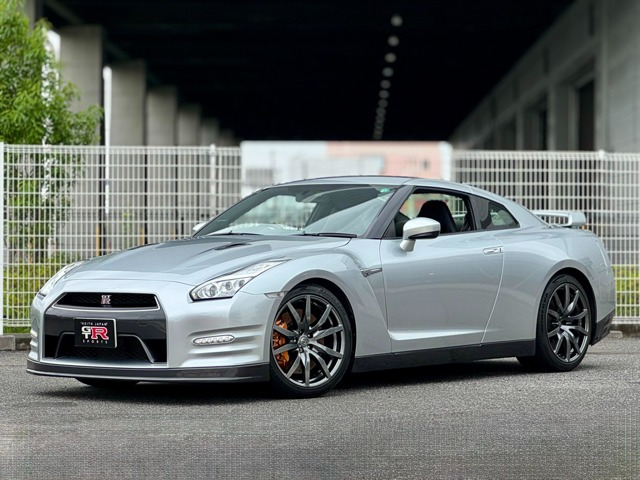 日産 GT-R 