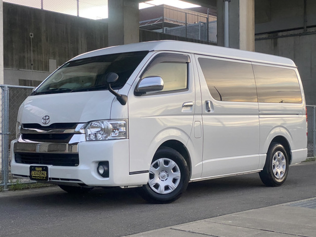 トヨタ ハイエース 
