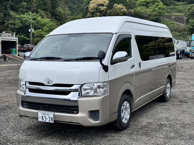 トヨタ ハイエース 