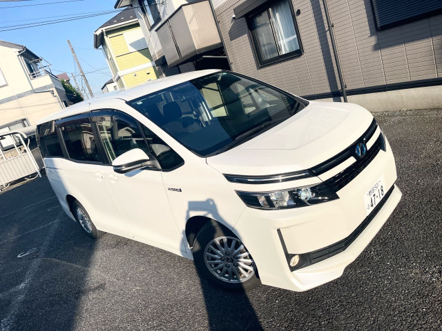 トヨタ ヴォクシー 