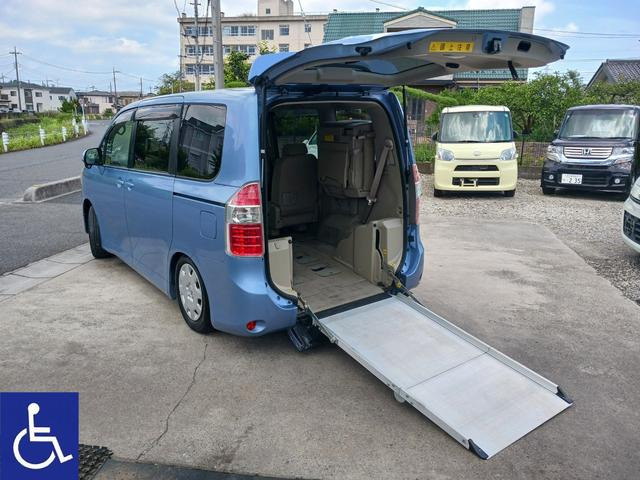 トヨタ ノア 