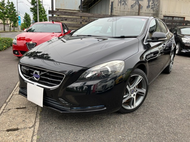 ボルボ V40 