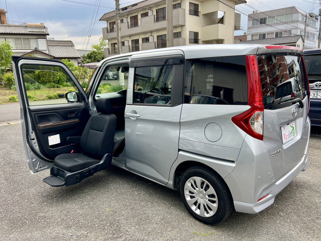 トヨタ ルーミー 