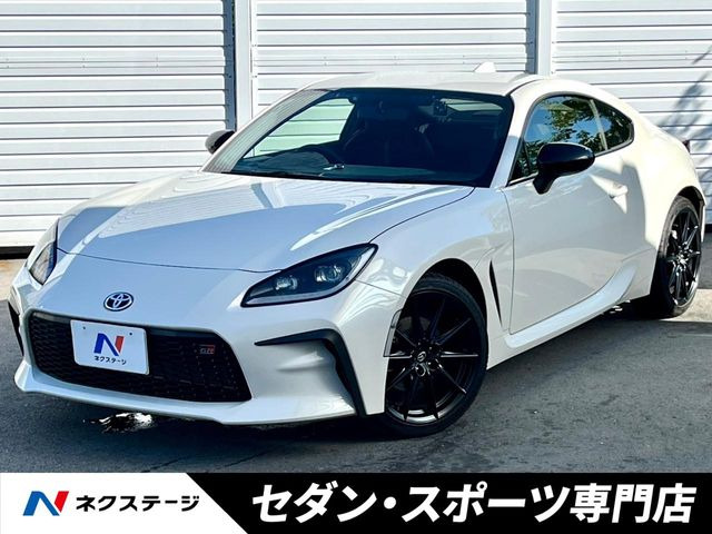 トヨタ GR86 