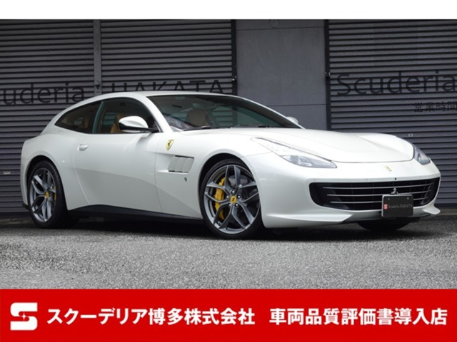 フェラーリ GTC4ルッソ 