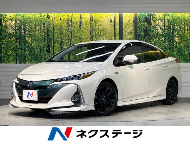 トヨタ プリウスPHV 