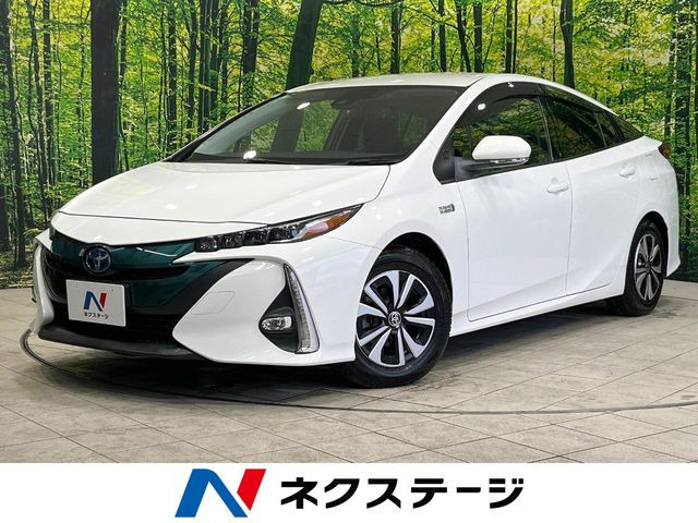 トヨタ プリウスPHV 