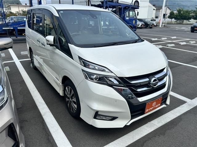 日産 セレナ 
