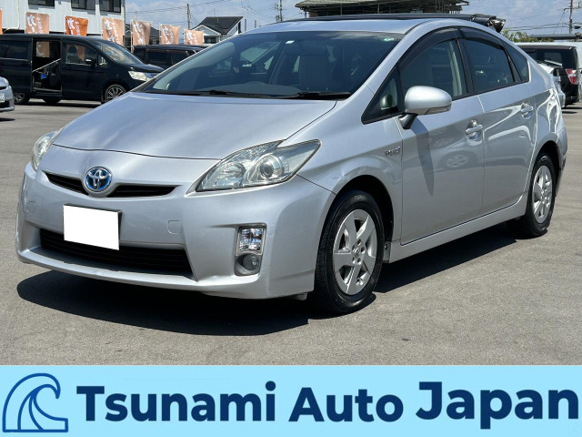 トヨタ プリウス 