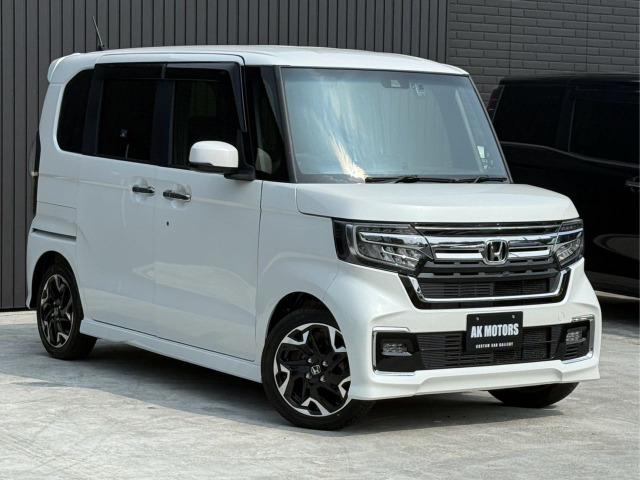 ホンダ N-BOXカスタム 