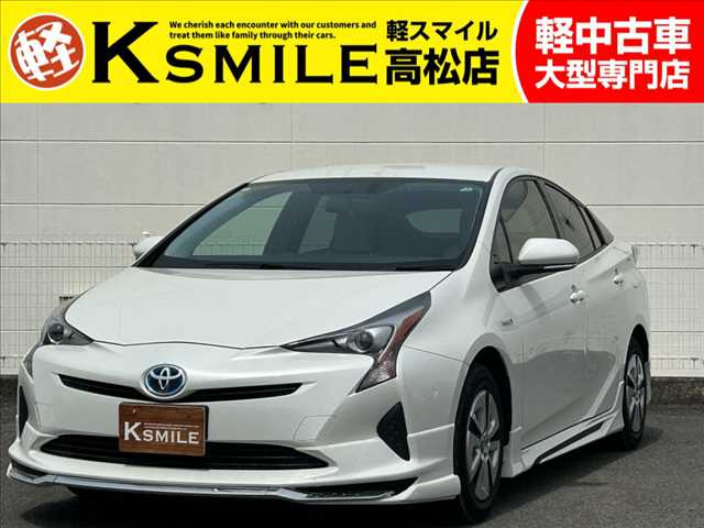トヨタ プリウス 