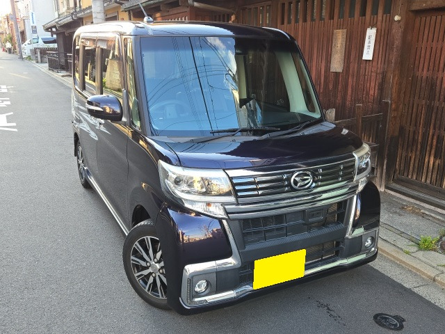 ダイハツ タントカスタム 