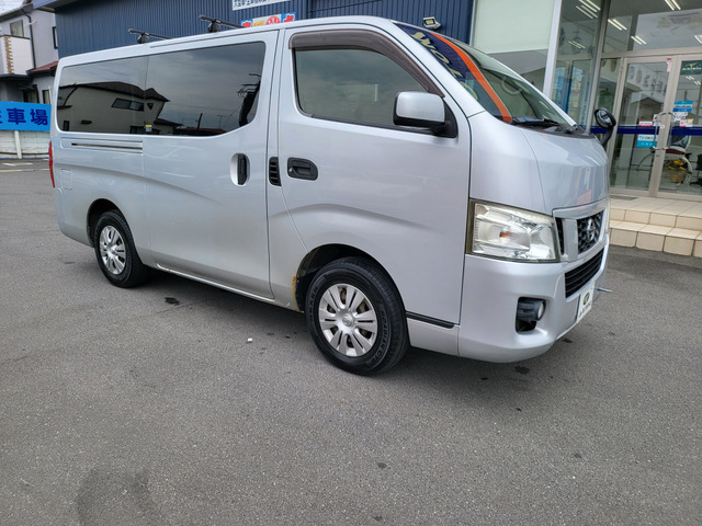 日産 NV350キャラバン 