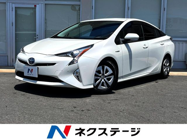 トヨタ プリウス 