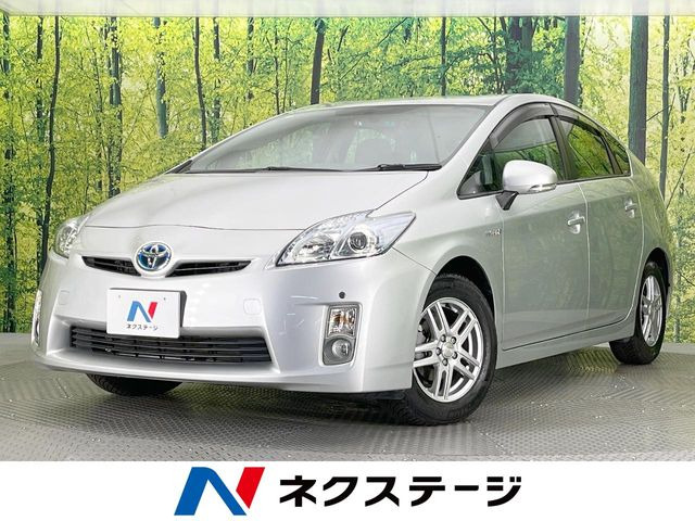 トヨタ プリウス 