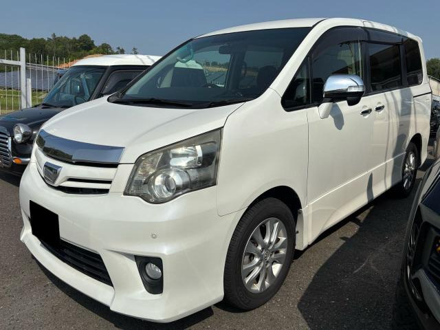 トヨタ ノア 