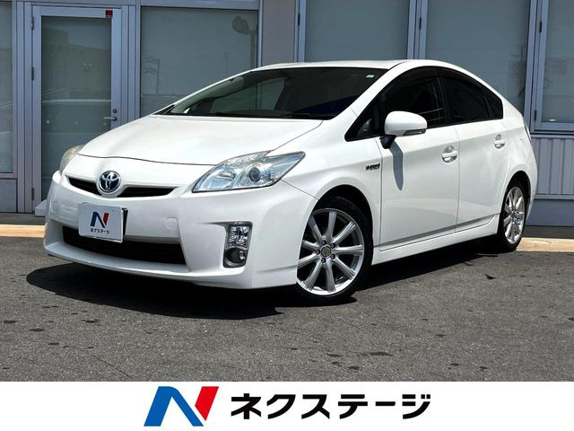 トヨタ プリウス 