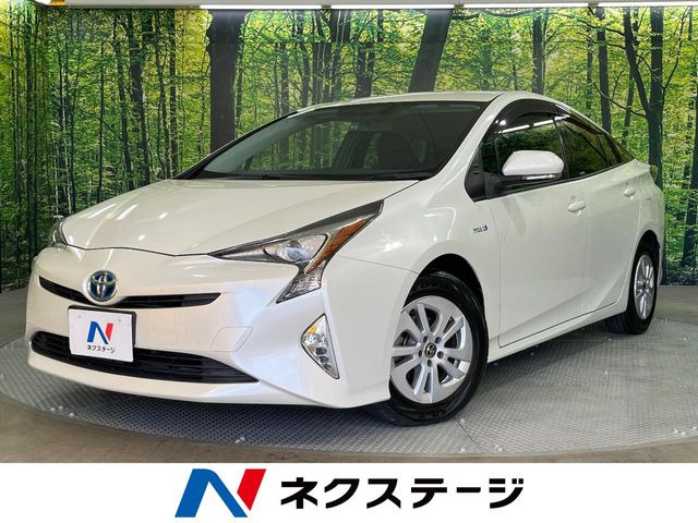 トヨタ プリウス 