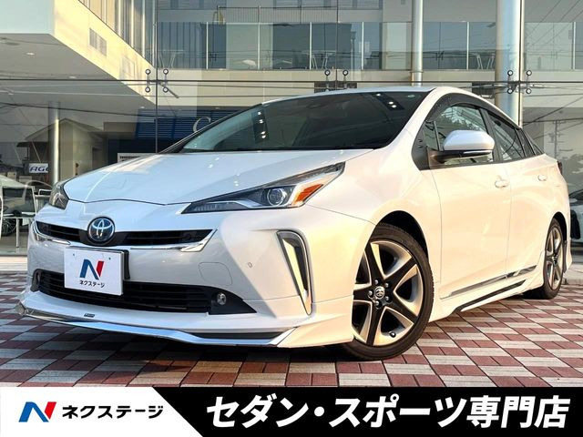 トヨタ プリウス 
