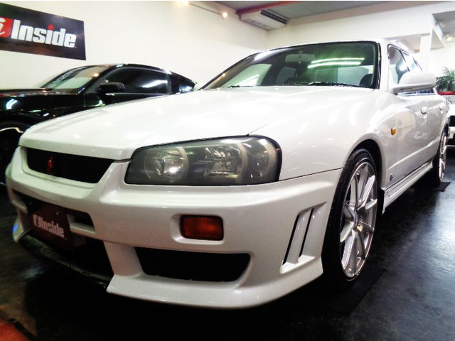 日産 スカイライン 