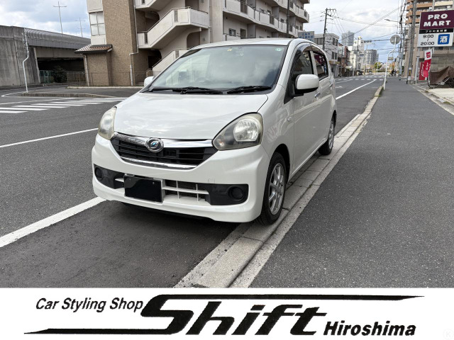 ダイハツ ミライース 
