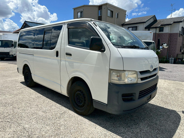トヨタ ハイエースバン 