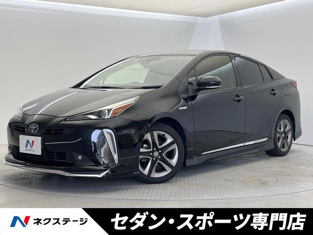 トヨタ プリウス 