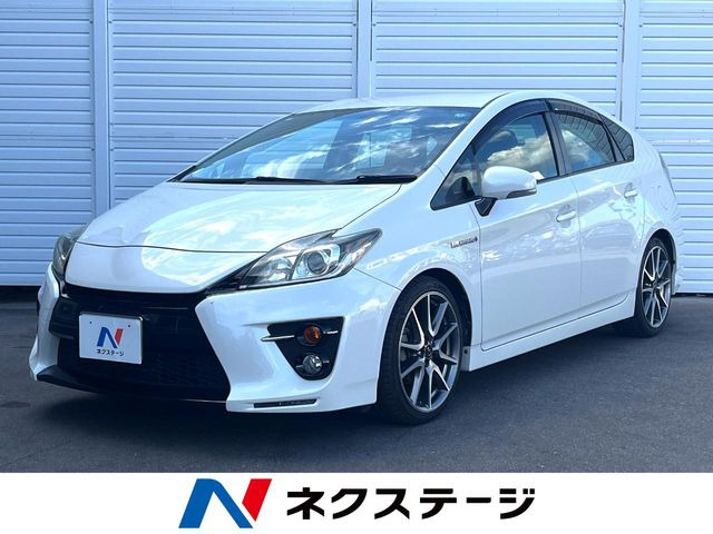 トヨタ プリウス 