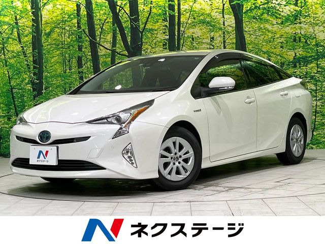 トヨタ プリウス 