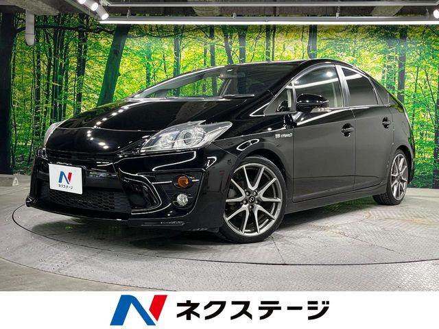 トヨタ プリウス 
