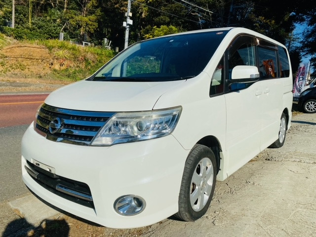 日産 セレナ 