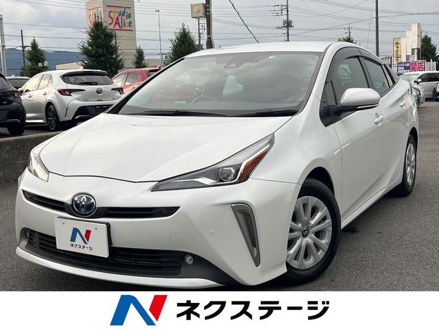 トヨタ プリウス 