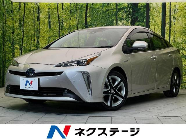 トヨタ プリウス 