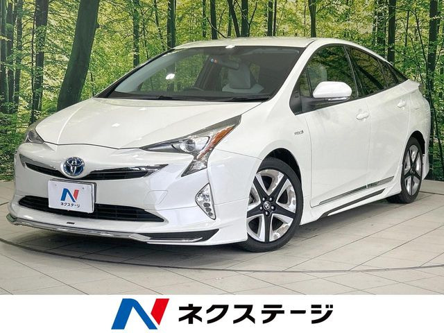 トヨタ プリウス 