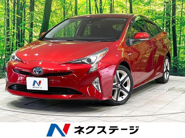 トヨタ プリウス 