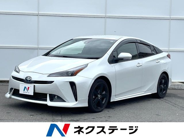 トヨタ プリウス 