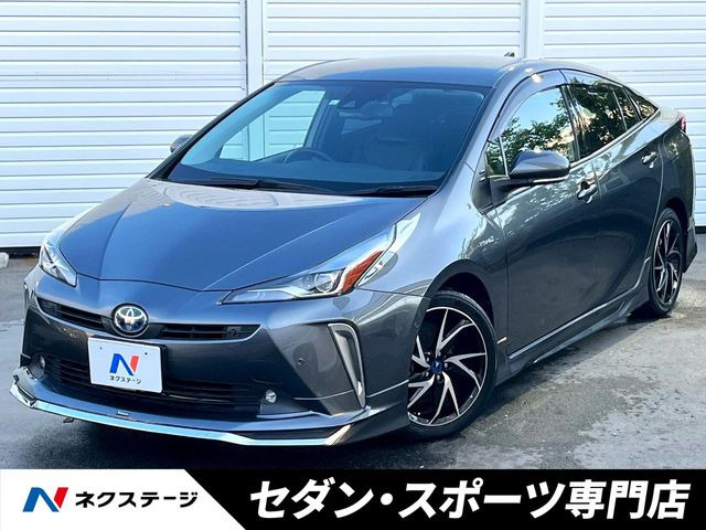 トヨタ プリウス 