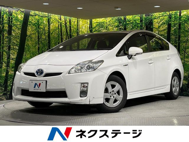 トヨタ プリウス 
