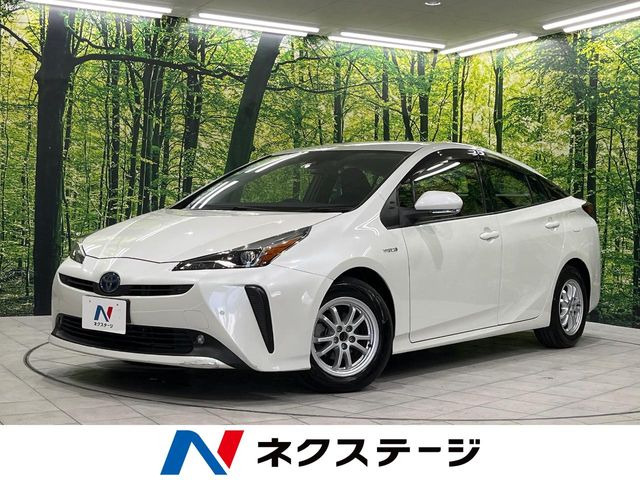 トヨタ プリウス 