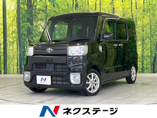 トヨタ ピクシスメガ 