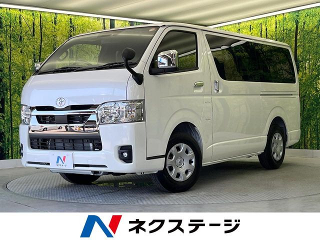トヨタ ハイエースバン 