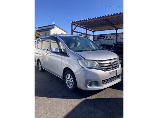 日産 セレナ 