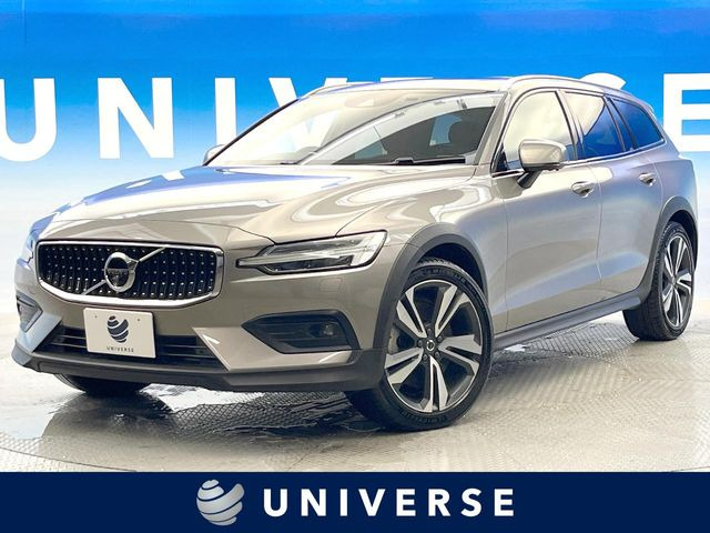 ボルボ V60クロスカントリー 