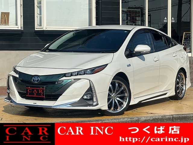 トヨタ プリウスPHV 