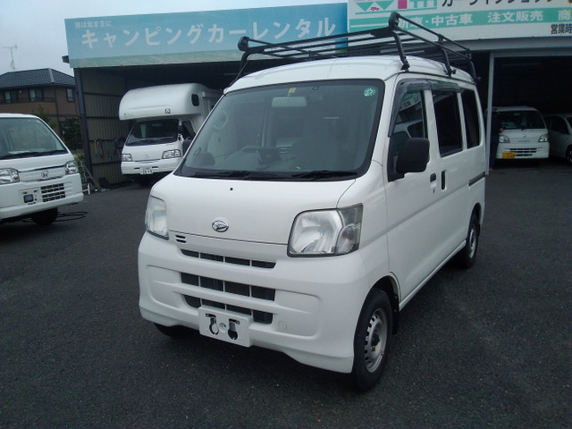 ダイハツ ハイゼットカーゴ 