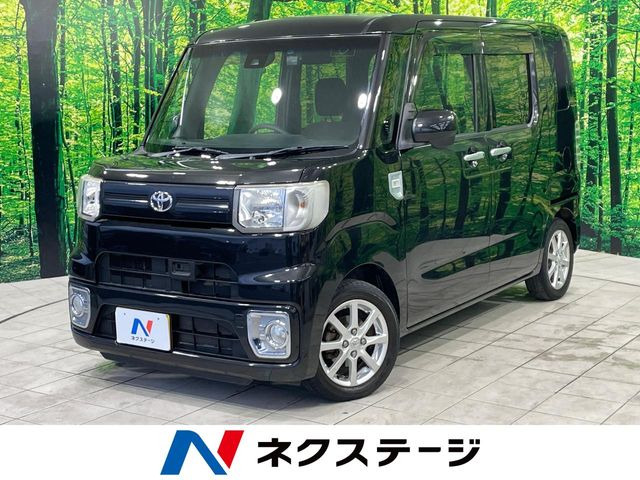トヨタ ピクシスメガ 