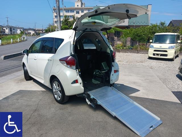 トヨタ ラクティス 