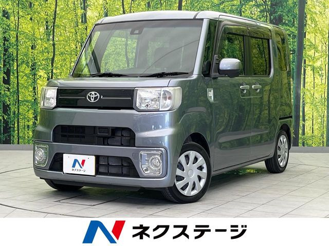 トヨタ ピクシスメガ 